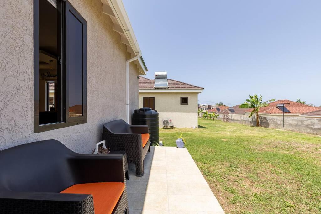 Sun Shine Luxury Villas 2 Bedroom Pool & Gym Ocho Rios St Ann Esterno foto